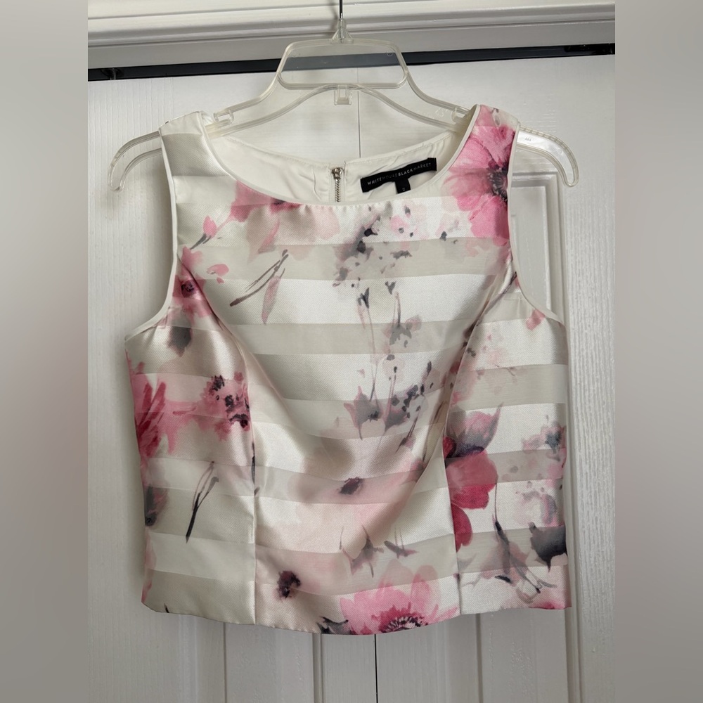 White House Black Market White and Pink Floral halter top size 2 zip closure